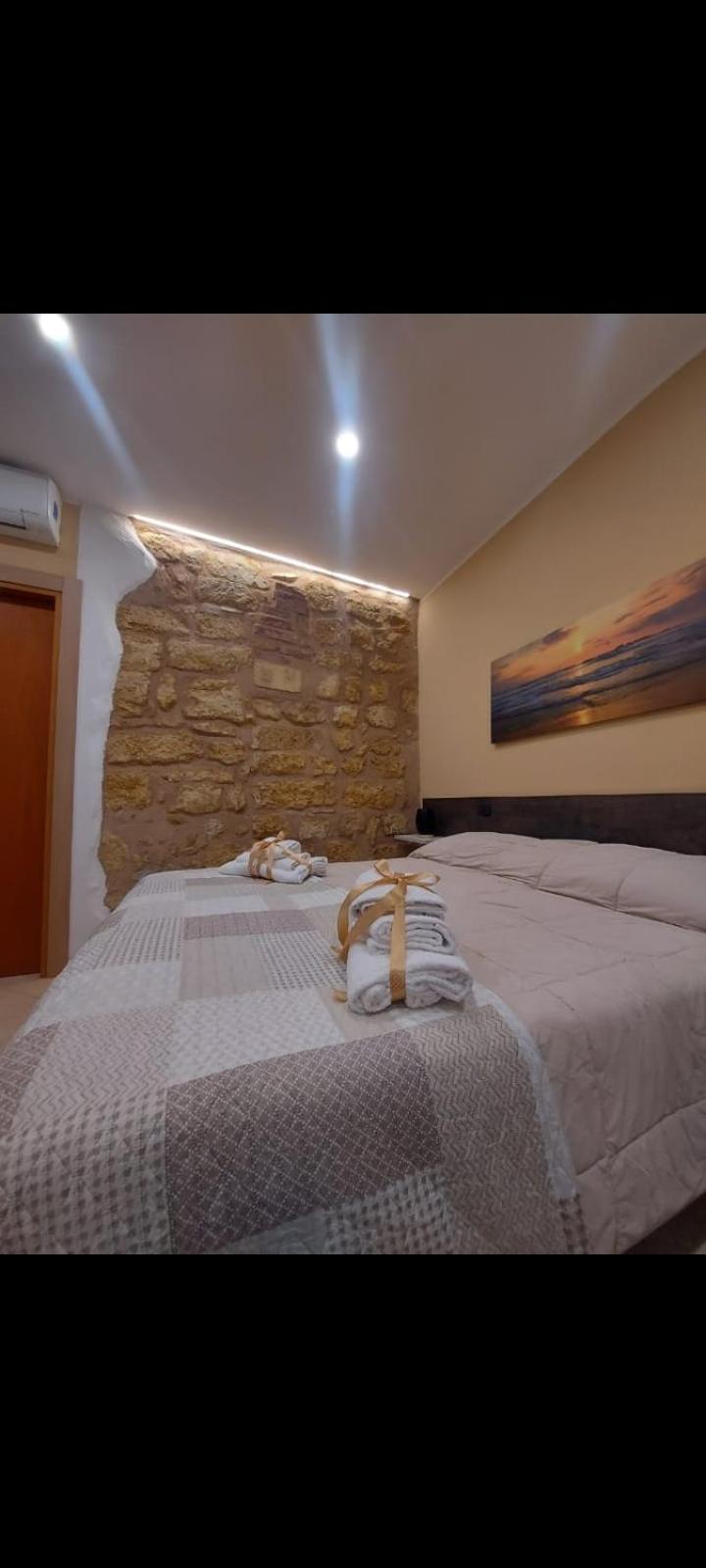 Kalgheros Luxury Rooms Agrigento Exterior photo